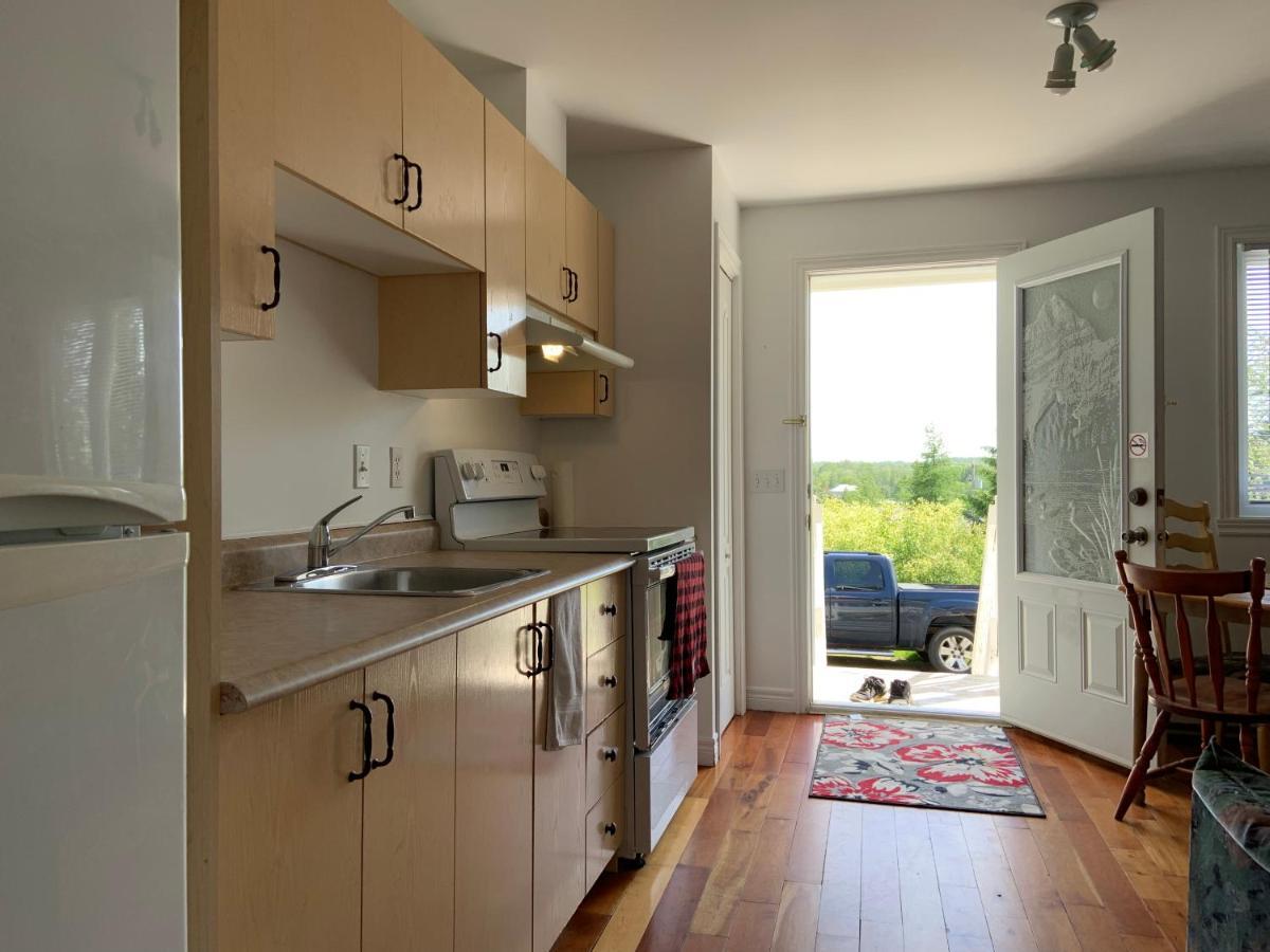 Motel & Chalets --Shefford-Waterloo- Habitation Forest ภายนอก รูปภาพ