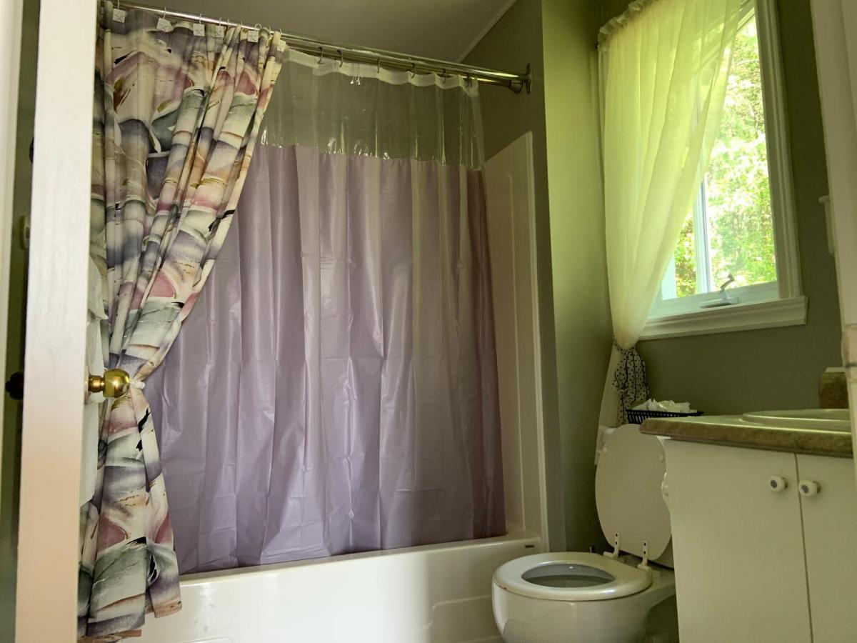 Motel & Chalets --Shefford-Waterloo- Habitation Forest ภายนอก รูปภาพ