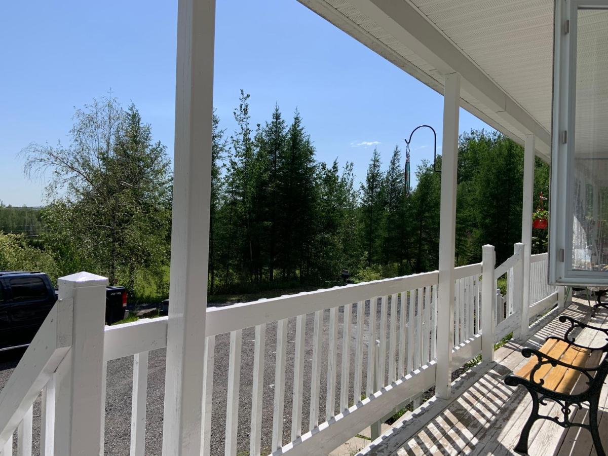 Motel & Chalets --Shefford-Waterloo- Habitation Forest ภายนอก รูปภาพ